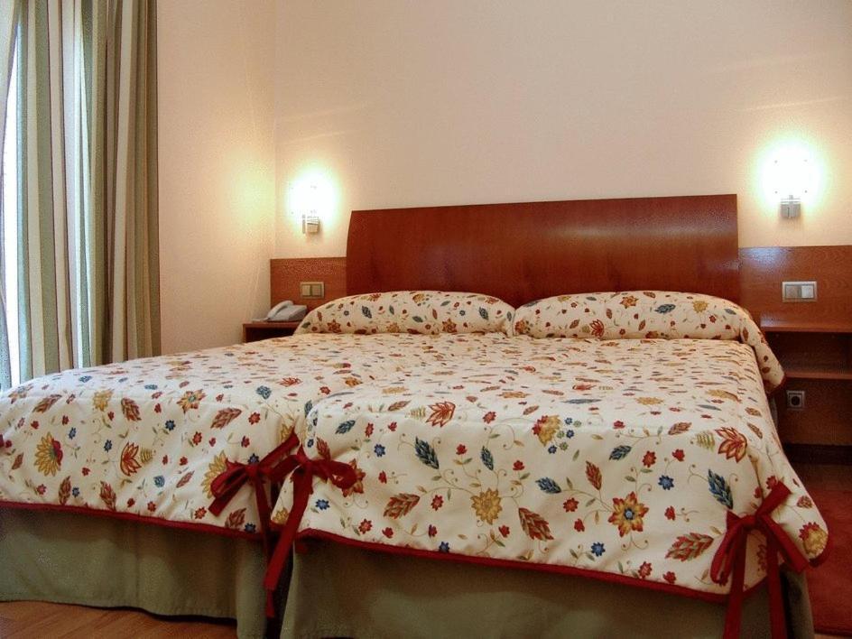 Complejo El Carrascal Hotel Muñana Eksteriør billede